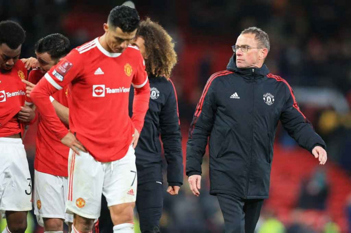 Ronaldo Biang Kerok Kegagalan MU di Piala FA, Carragher Protes ke Roy Keane
