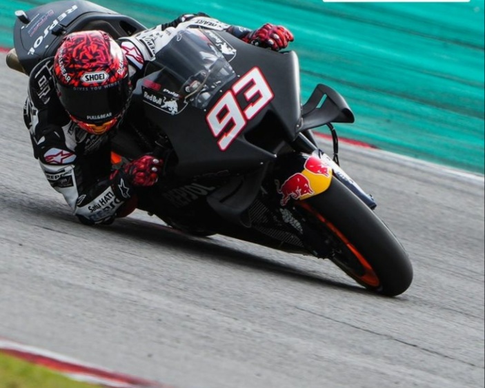 Dapat Izin Dokter Ikut Tes Sepang, Marquez Terjatuh di Hari Pertama