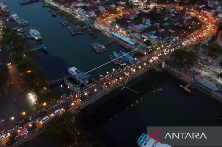 PKL Kawasan Jembatan Siti Nurbaya Padang Direlokasi