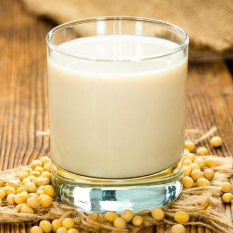 Susu Kedelai Pandan, Segar, Sehat, dan Cepat Buatnya