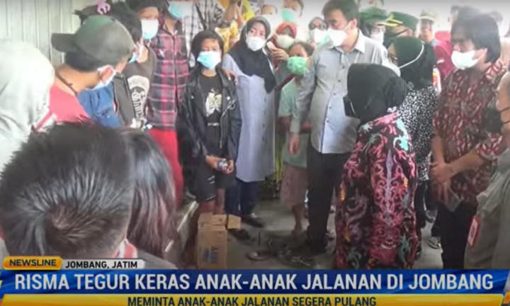Risma Kembali Meradang, Kali Ini Saat Menemukan Anak Jalanan di Jombang