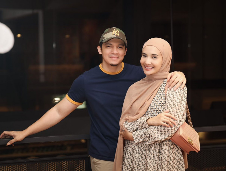 Hancurnya Hati Zaskia Sungkar Lihat Bayinya Positif Covid-19