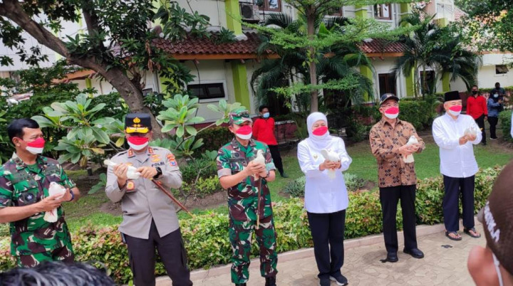 Khofifah Optimistis Vaksin Merah Putih Dapat Persetujuan WHO