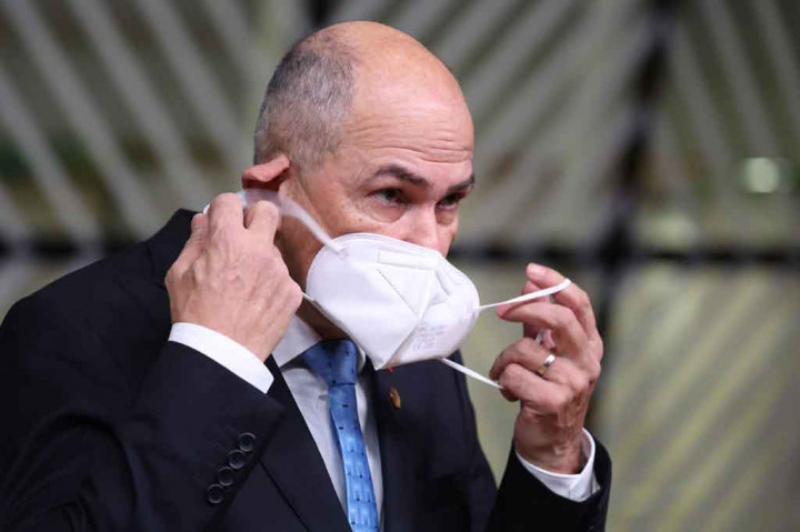 PM Slovenia Positif Covid-19