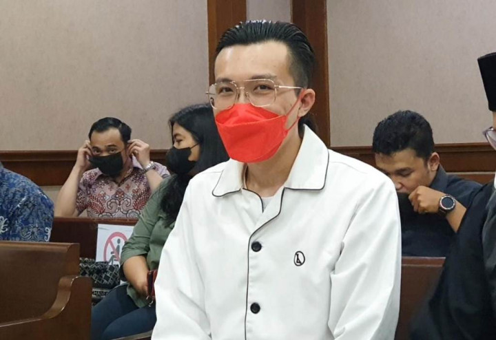 Dokter Tirta Ungkap Adam Deni Masih Kirim Pesan Setelah Ditangkap Polisi