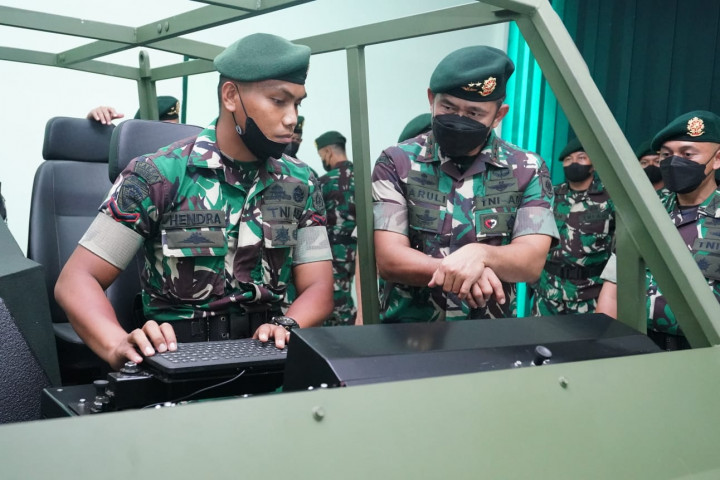Pangkostrad Kunjungi Satuan Jajaran Divisi Infanteri 1 Kostrad