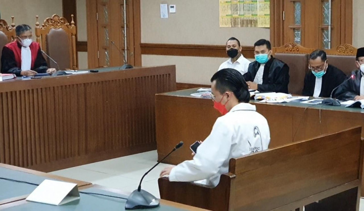 Dokter Tirta Mengaku Diperas Adam Deni Rp70 Juta