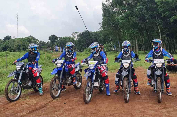 Mengajak Pengguna WR 155 R Menikmati Pelatihan Offroad