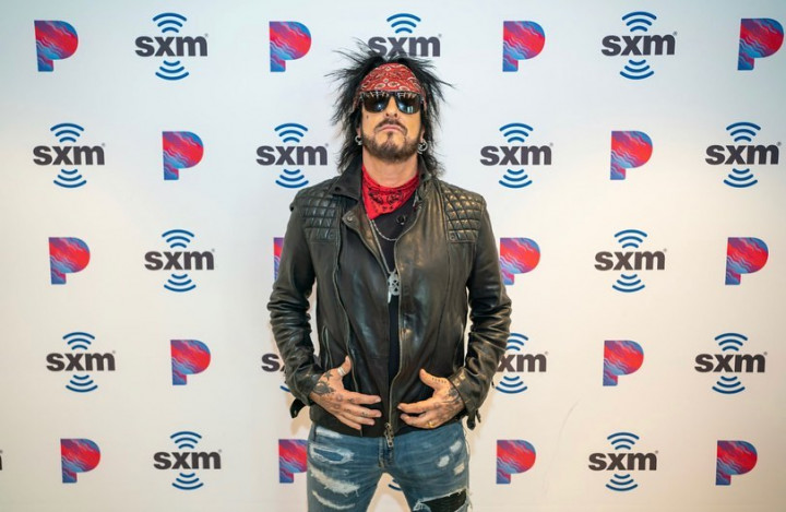 Balas Serangan Eddie Vedder, Nikki Sixx: Pearl Jam Band Paling Membosankan!