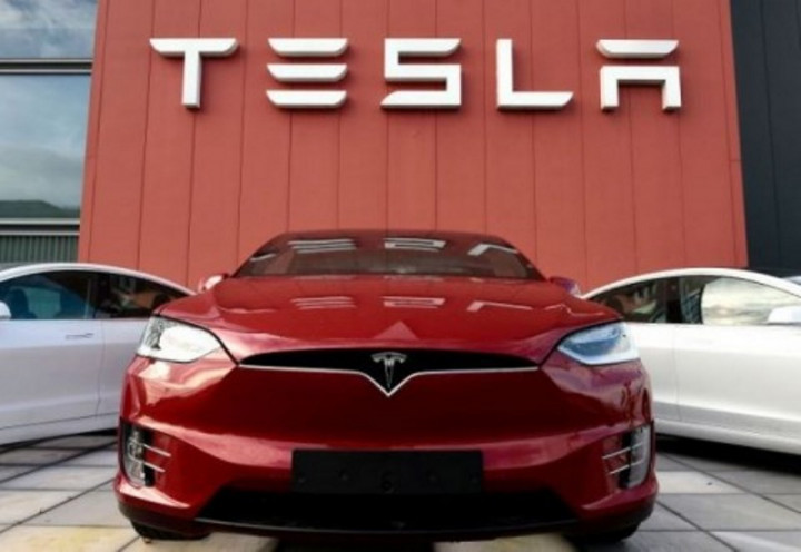 Tesla Tarik Lebih dari 26 Ribu Mobil Listrik di AS, Mengapa?