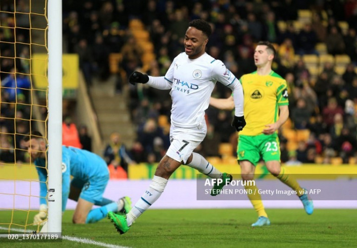 Sterling Bantu Manchester City Hancurkan Norwich City