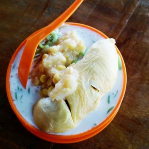 Durian di rumah masih ada? Buat menjadi es durian campur cendol yuk! (Foto: Dok. Endeus TV)