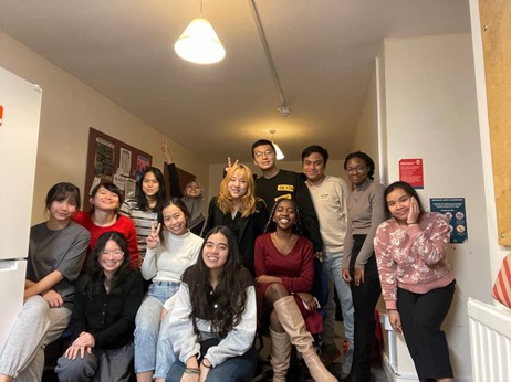 Dari ITB ke Sussex, Cerita dan Tips Deta Tembus Beasiswa IISMA