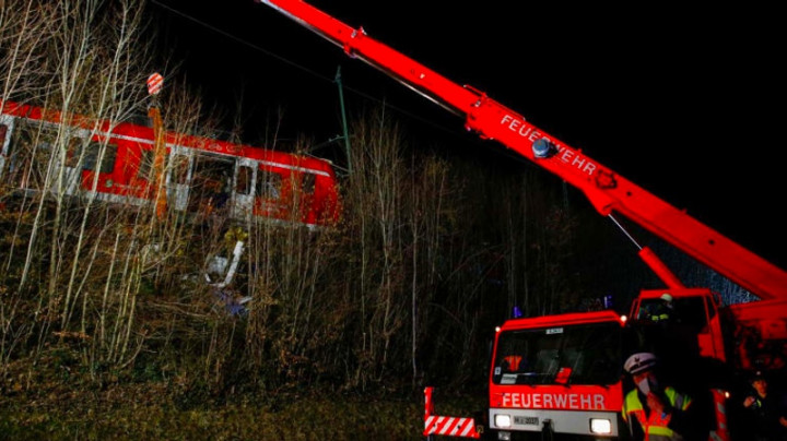 Tragis, Tabrakan Kereta Komuter di Jerman Tewaskan Seorang Penumpang