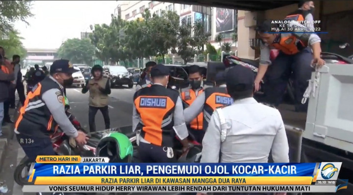 Dishub Jakarta Pusat Razia Parkir Liar, Pengemudi Ojol Kocar-Kacir
