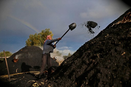 <i>Smelter</i> Feronikel di Halmahera Timur Beroperasi Akhir Tahun