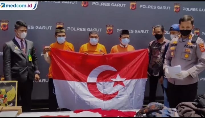 3 Petinggi NII Garut Diadili