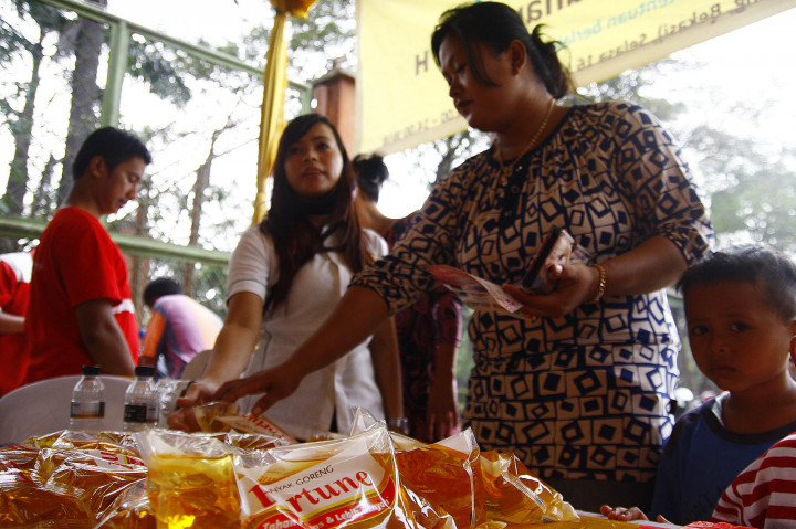 RI Butuh 280 Juta Liter Minyak Goreng di Februari, Tapi Baru Sepertiga yang Terpenuhi