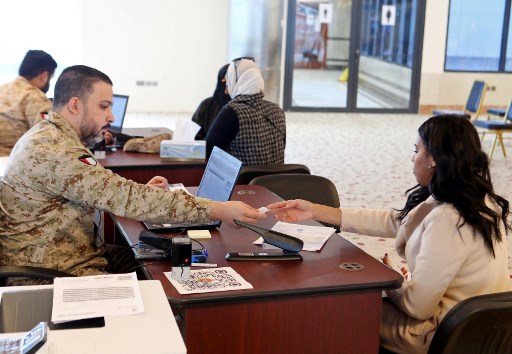 Kuwait Izinkan Perempuan Bertempur Tanpa Senjata, Mau Dijadikan Martir?