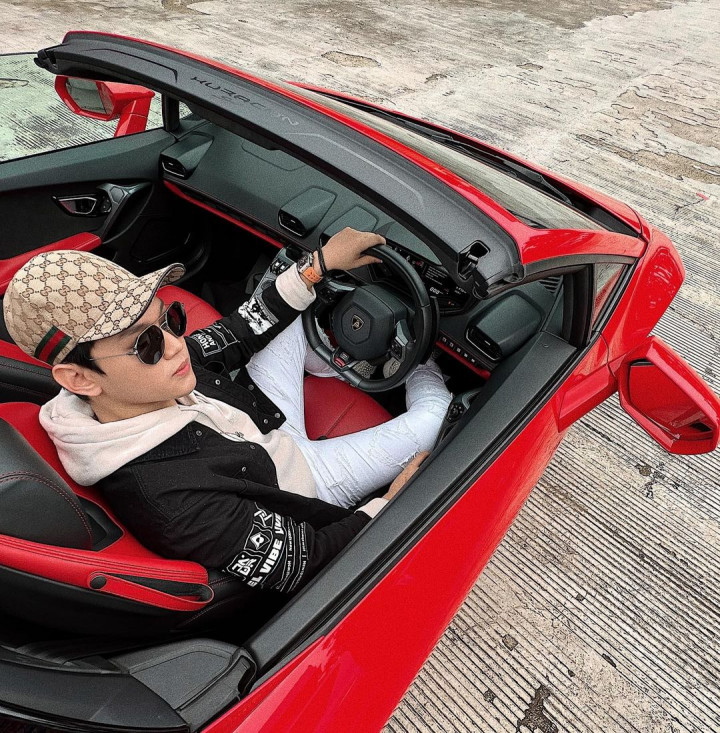 Dipanggil Bareskrim Polri Besok, <i>Crazy Rich</i> Indra Kenz Mendadak ke Turki