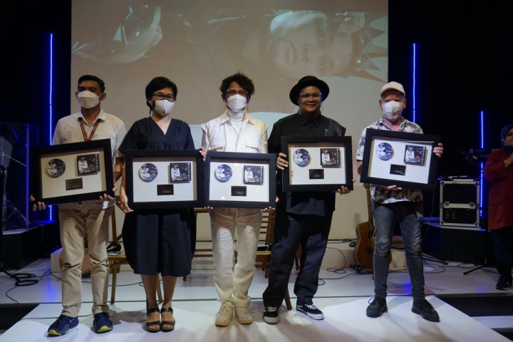 Album Dua Warna Cinta Satukan Lagu-Lagu Virgoun dan Budi Doremi