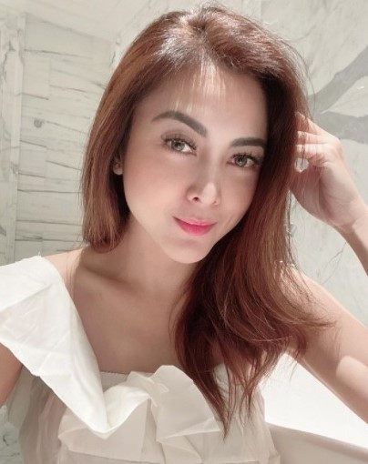 Masih Gunakan Nama Frizzy Meski Sudah Cerai, Dhena Devanka Buka Suara