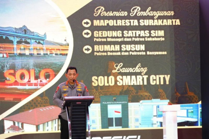 Resmikan Sarpas Kepolisian di Jateng, Kapolri Pastikan Layanan Optimal