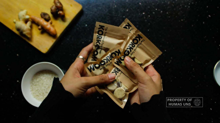 Mahasiswa UNS Rintis Korkoom, Usaha Masker Organik untuk Kulit Berjerawat