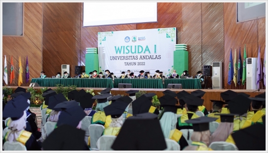 Unand Gelar Wisuda Luring Pertama Selama Pandemi Luluskan 1228 Wisudawan