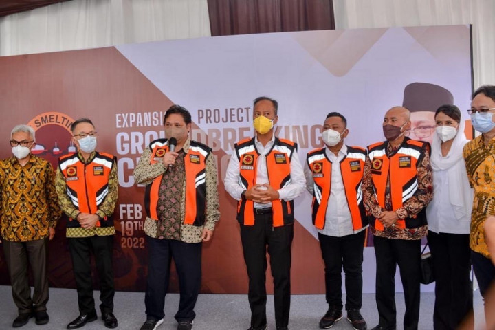 Menko Airlangga Sebut Gresik Menjadi Bupati Tembaga