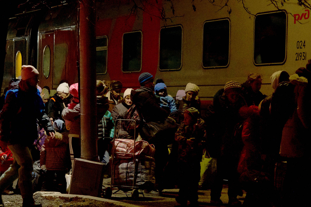 Ukraina-Rusia Memanas, Warga Donetsk Ramai-ramai Mengungsi