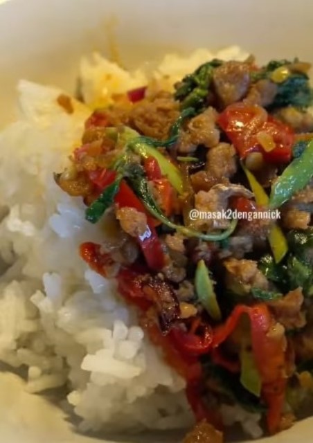 Sambal Ikan Kemangi: Siap Temani Si Nasi Hangat!