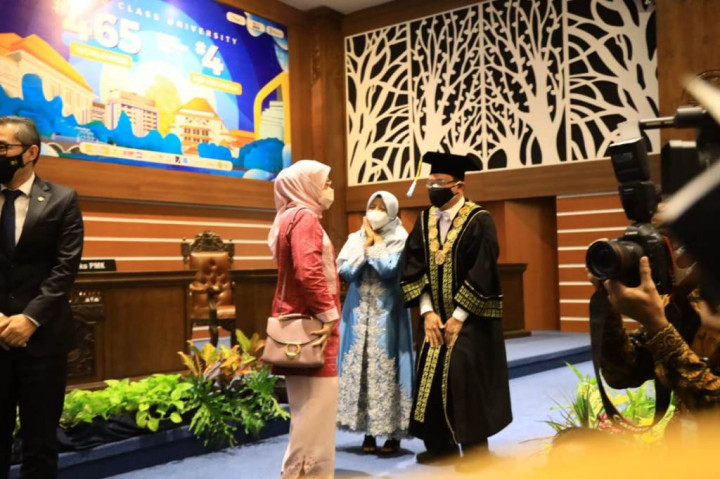 Menaker Apresiasi Gelar Guru Besar Kehormatan Achsanul Qosasi