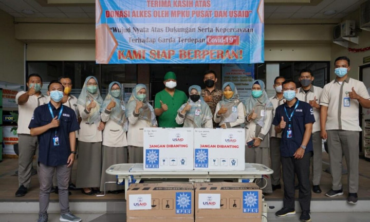 US Donates Medical Equipment to Muhammadiyah, Aisyiyah Hospitals in Indonesia