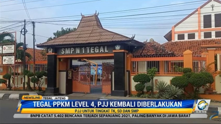 Tegal PPKM Level 4, Siswa Kembali Belajar <i>Online</i>