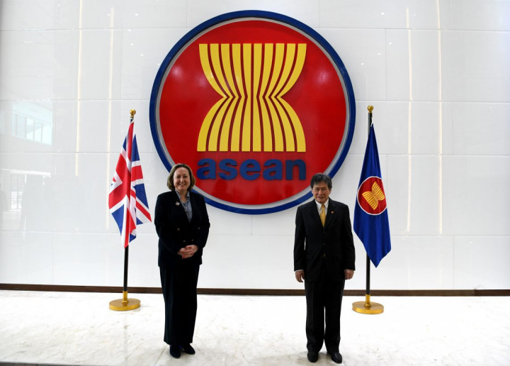 ASEAN, UK Affirm Commitment to Further Advance Economic Cooperation