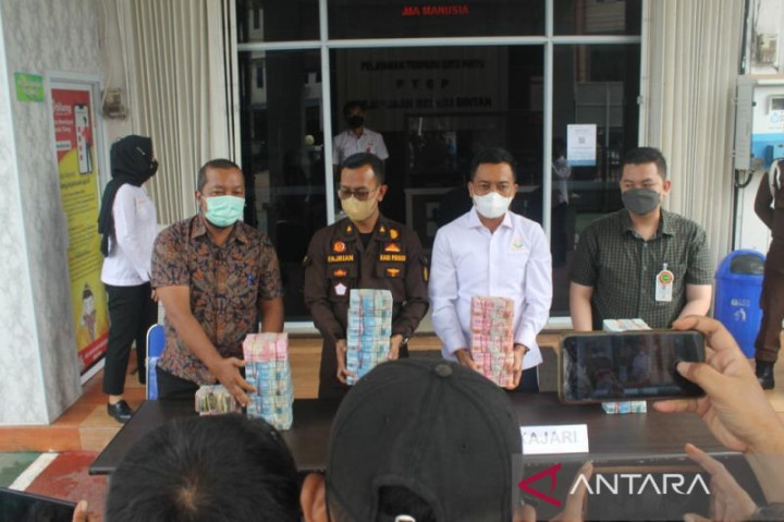 14 Puskesmas Kembalikan Insentif Nakes Rp1,4 Miliar ke Kejari Bintan