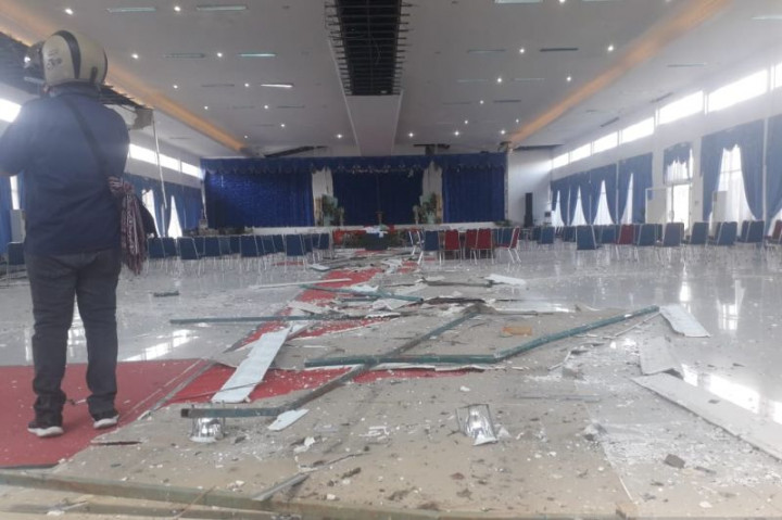 Bupati Pasaman Barat Sebut Ratusan Rumah Roboh Akibat Gempa