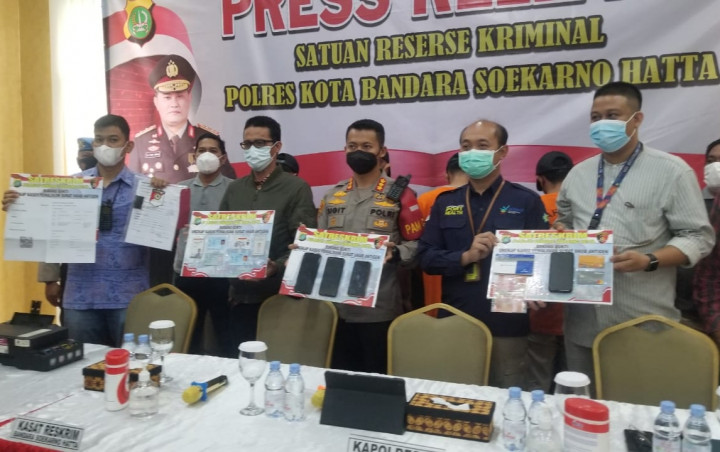 Oknum Petugas Bandara Soetta Dalangi Surat Antigen Palsu, Untung Rp60 Juta