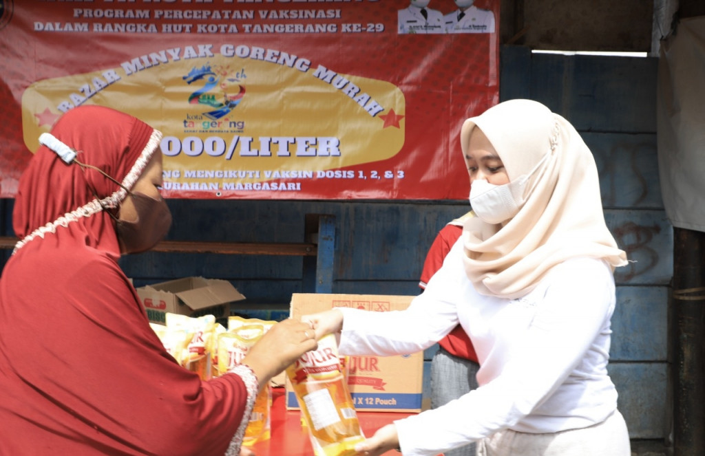  Puskesmas Bugel menggelar vaksinasi jemput bola di lingkungan Ranca Dulang, Kelurahan Margasari, Kecamatan Karawaci, Kota Tangerang, Sabtu, 26 Februari 2022. Medcom.id/ Hendrik Simorangkir