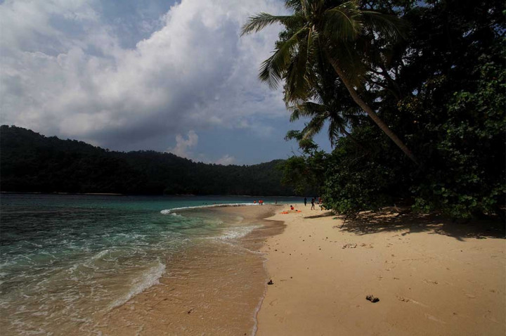 Pulau Tangkil Pesawaran Dijual di Facebook Rp75 Miliar