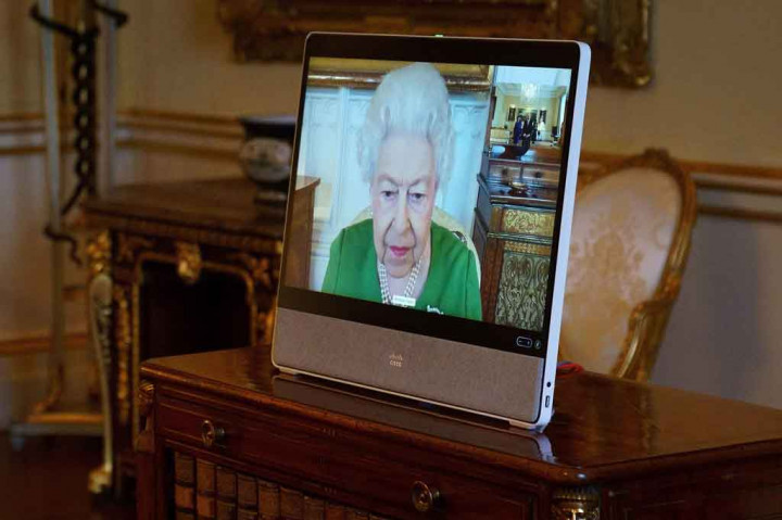 Ratu Elizabeth Kembali Beraktivitas Setelah Covid-19