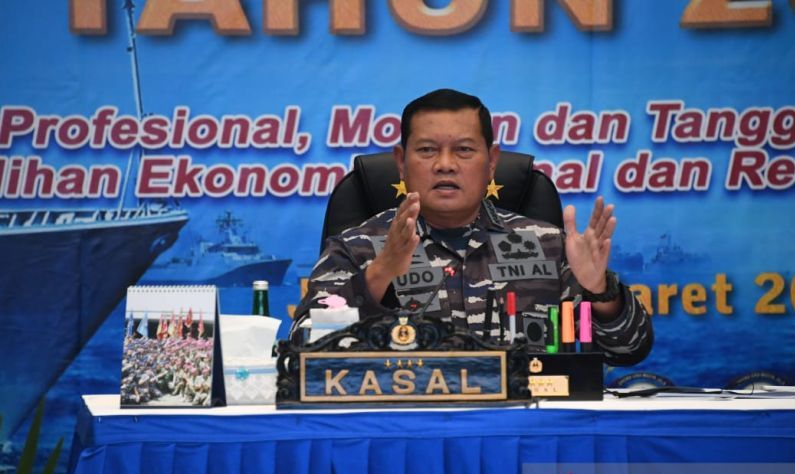 Kepala Staf Angkatan Laut (Kasal) Laksamana TNI Yudo Margono saat memberikan sambutan pada Rapat Pimpinan (Rapim) TNI AL Tahun 2022, di Mabesal Cilangkap, Jakarta Timur. Foto: dok. Antara
