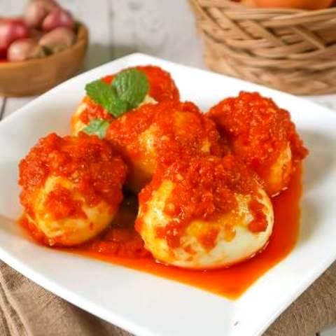 Ini cara membuat telur balado yang dijamin pasti enak. (Foto: Dok. Endeus TV)