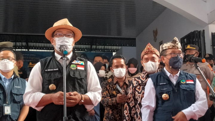 Ridwan Kamil Resmikan Pasar di Cirebon Senilai Rp22 Miliar