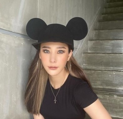 Tangmo Nida. Instagram melonp.official