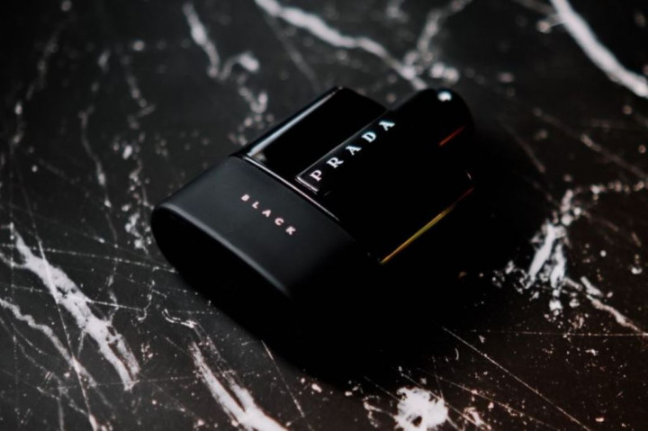 Prada Tangguhkan Bisnis Ritel di Rusia