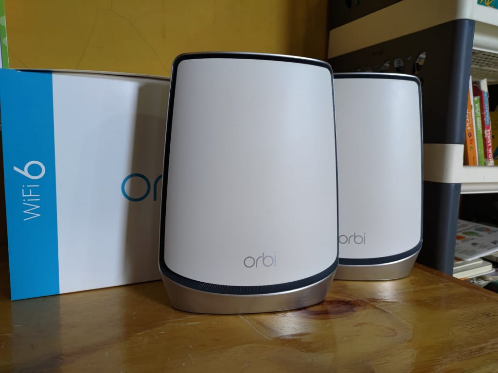 Netgear Orbi RBK852.