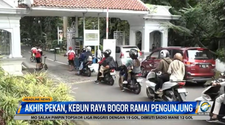 Kebun Raya Bogor Ramai Pengunjung di Tengah PPKM Level 3