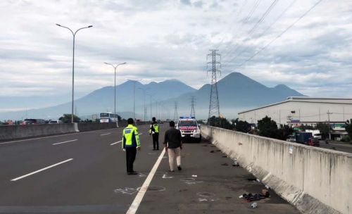 5 Penumpang Elf jadi Korban Tabrak Lari di Tol Sidoarjo, 1 Tewas